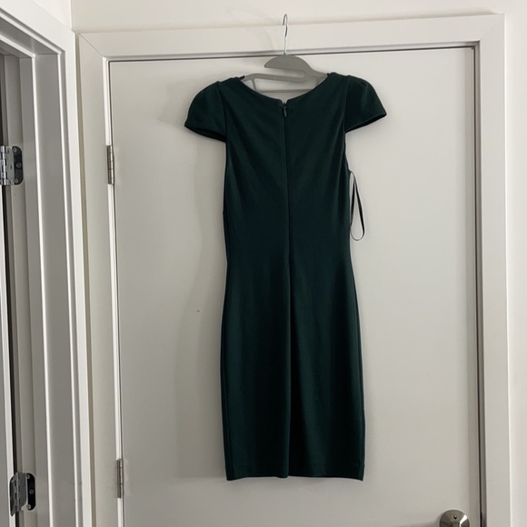 Women dress - Picture 2 of 4